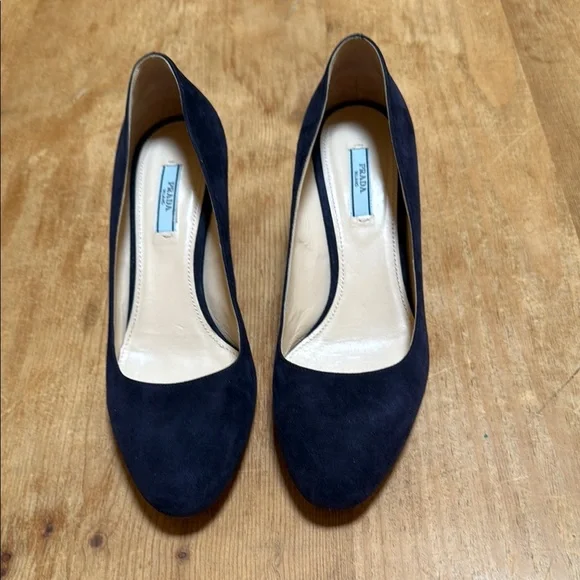 Prada Authentic Blue Block Heel Elegant Design - Picture 2 of 9